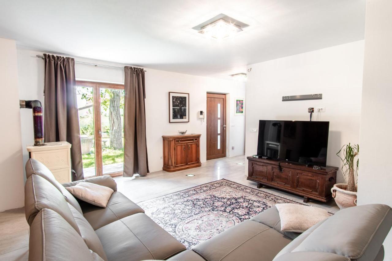 Villa Hermes Art Dutovlje Exterior foto