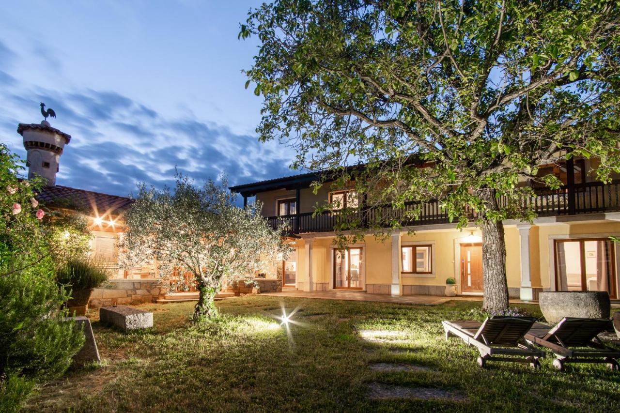 Villa Hermes Art Dutovlje Exterior foto
