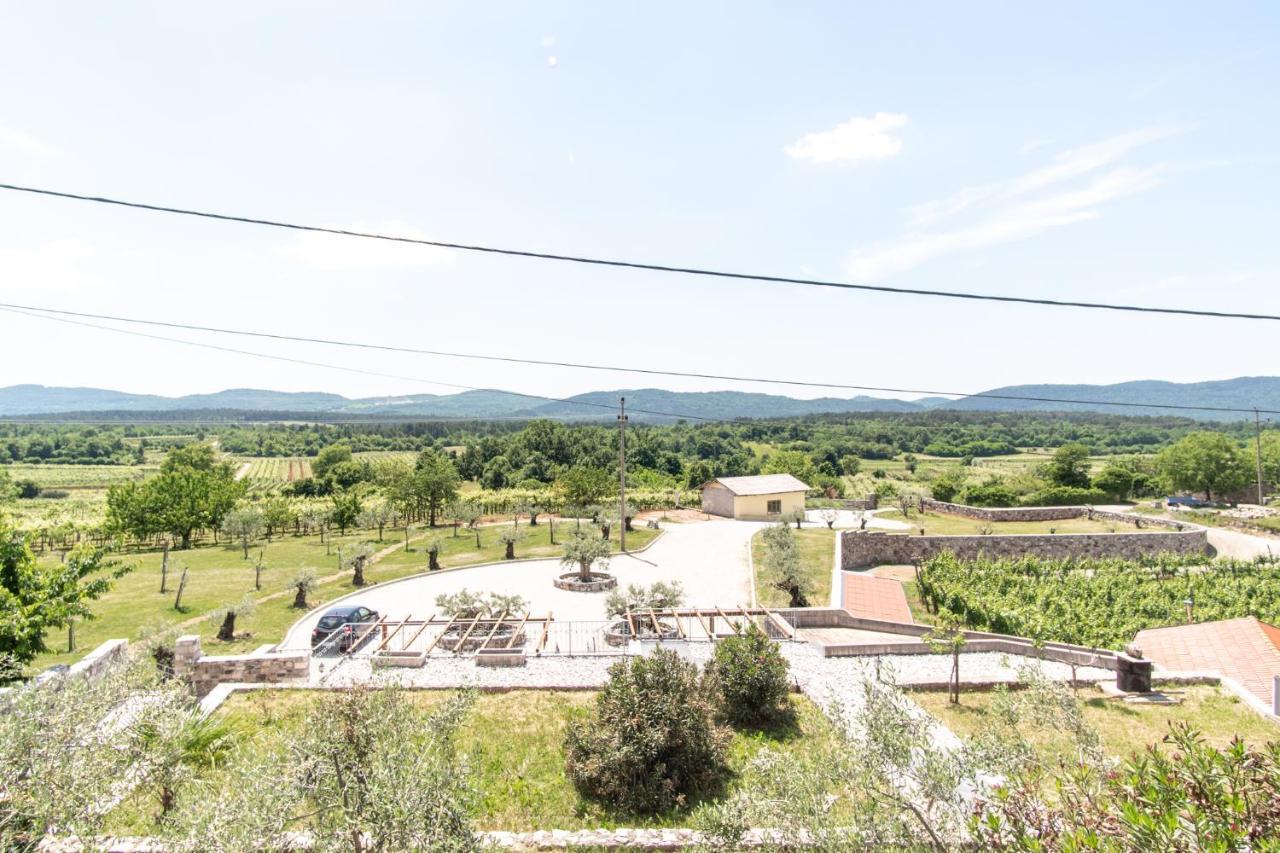Villa Hermes Art Dutovlje Exterior foto